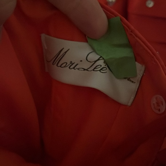 Mori Lee  formal red 1 shoulder sequin gown. Size 7/8 Perfect for Prom Season! - Picture 12 of 13